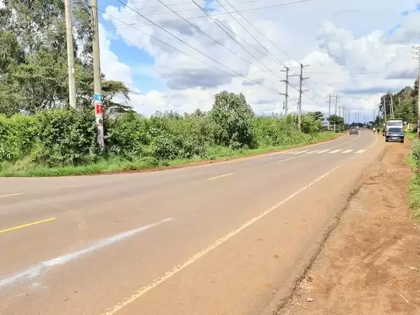 Available LAND FOR Petrol Station At  Gitaru  stage