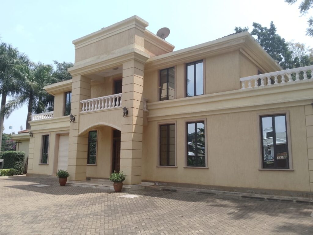 A modern house on sale a short distance to U. N headquarters.Gigiri