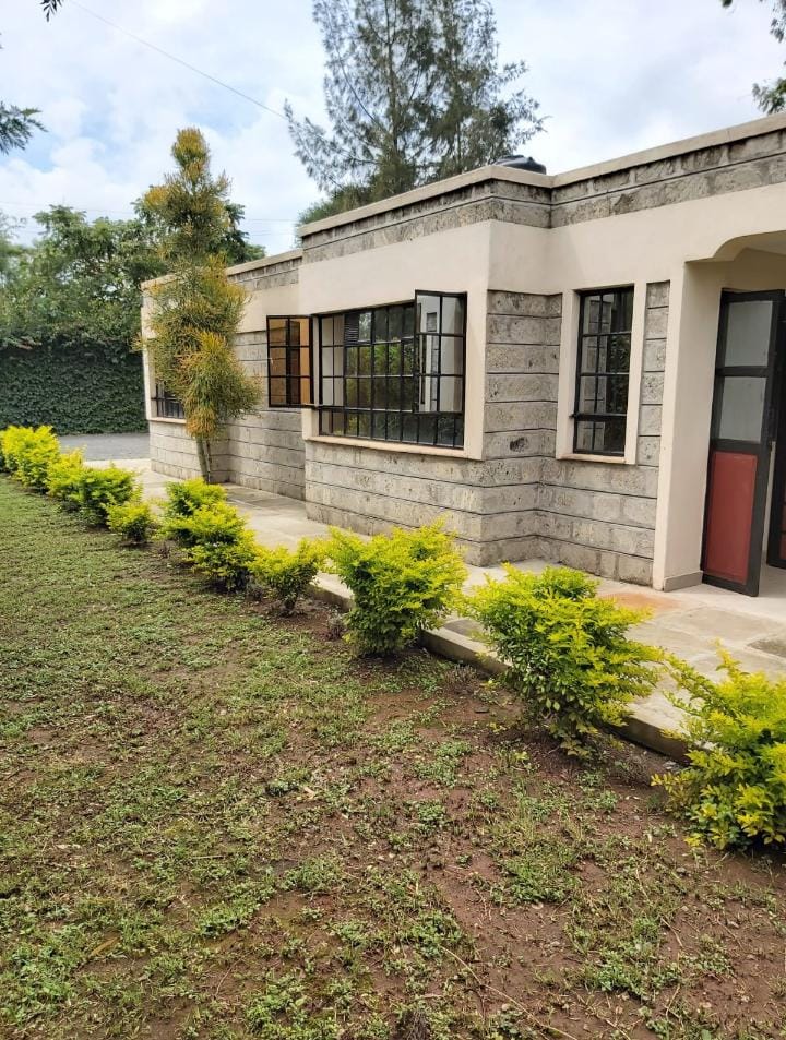 3 bedroom bungalow for rent in karen