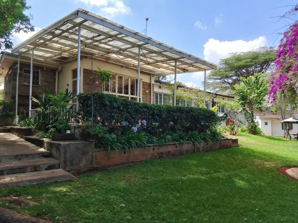A 5 bedrooms bungalow for rent in Lavington