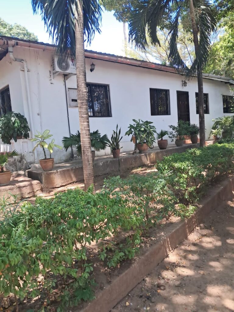 Selling a very prime ¾ acre located in Nyali mombasa